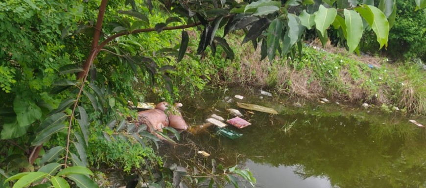 সিদ্ধিরগঞ্জে পুকুর থেকে অজ্ঞাত ব্যক্তির অর্ধগলিত মরদেহ উদ্ধার